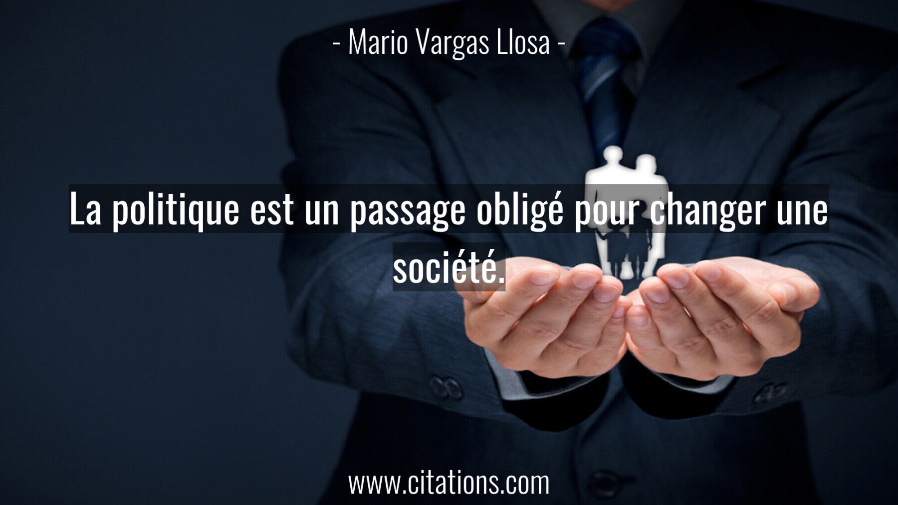 La politique est un passage obligé pour changer une société.